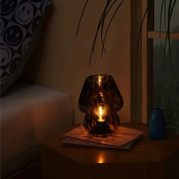 Brown Tortoise Glass Mushroom Lamp - Picture 3 of 8